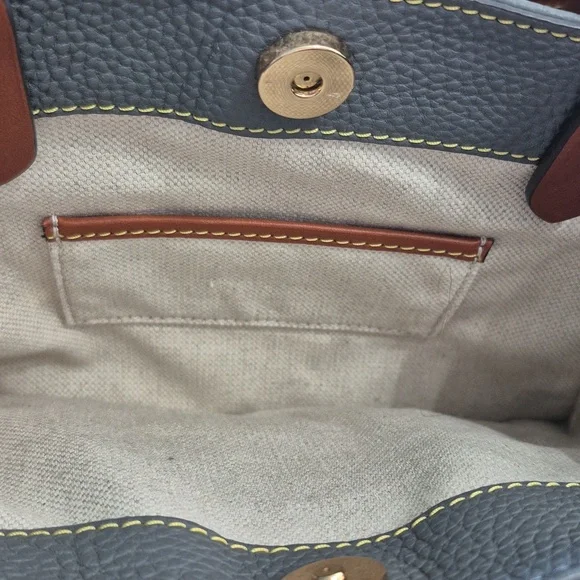 Dooney & Bourke Pebbled Grain Leather Barlow Satchel Charcoal Tote. Like New! - Picture 12 of 16